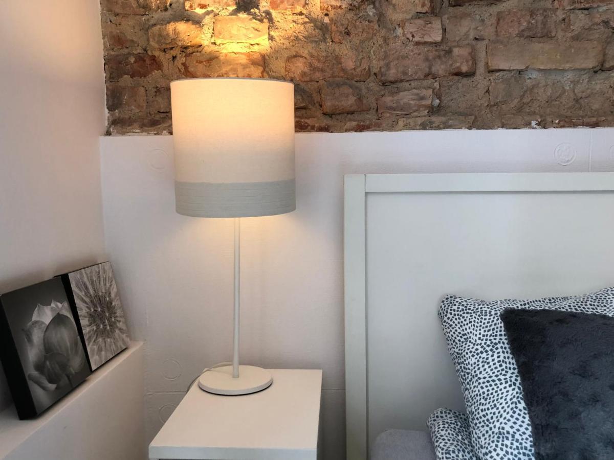 Piano Apartment W Sercu Starego Miasta Gdańsk Eksteriør bilde