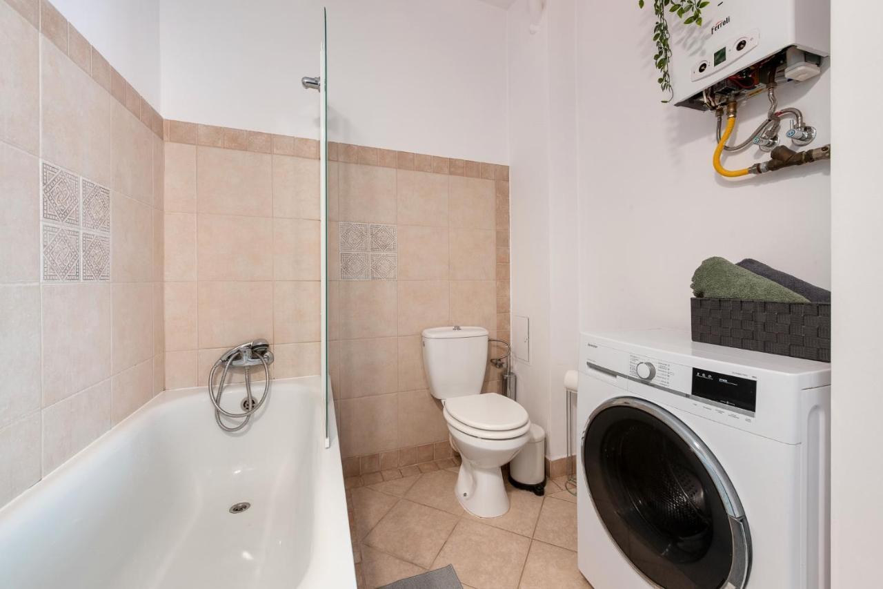 Piano Apartment W Sercu Starego Miasta Gdańsk Eksteriør bilde